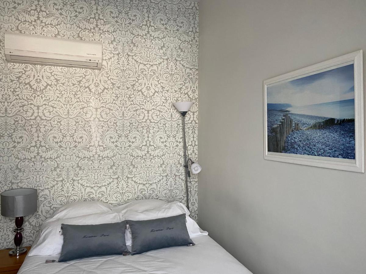 Miramar Parc Bed & Breakfast Royan Bagian luar foto